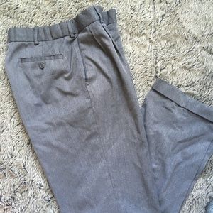BRAGGR men’s gray color dress pants size 34 W * 32 L
